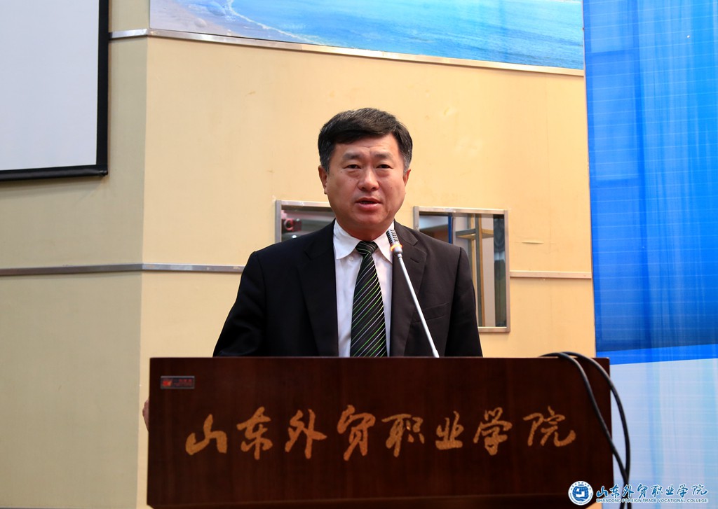 院長(cháng)致辭.jpg