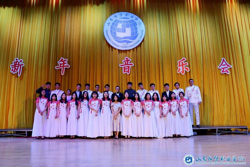 調整大小 2017年藝術(shù)團音樂(lè )會(huì )3.jpg 調整大小 2017年藝術(shù)團音樂(lè )會(huì )3.jpg